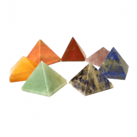 Edelstein / Heilstein - Set aus 7 Chakra Pyramiden Steinen - ca. 2,5x2,5x3cm