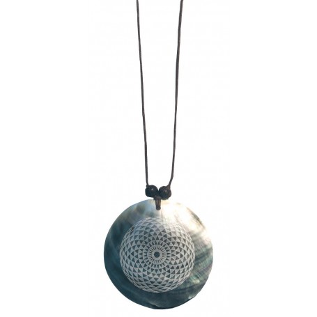 Muschelschmuck mit Gravur "Sahasrara-Chakra" 6cm