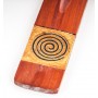 Spirale - Halter aus rotem Holz