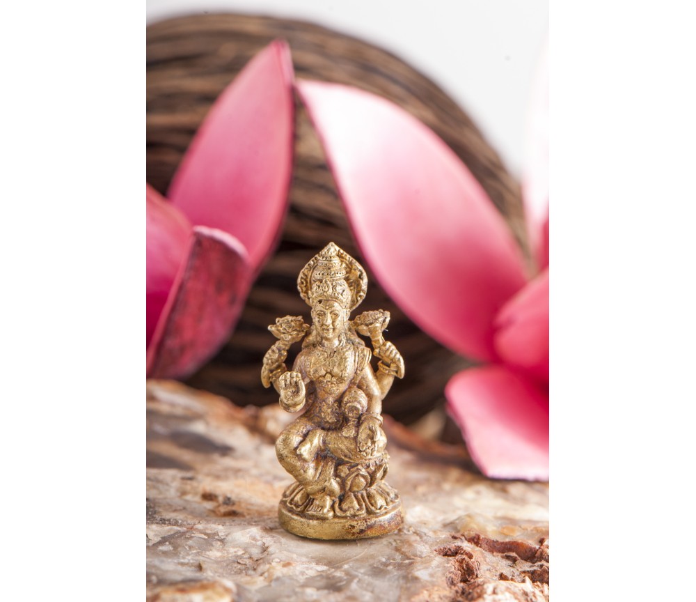 Statue - Miniaturfigur Lakshmi - Messing ca. 3 cm