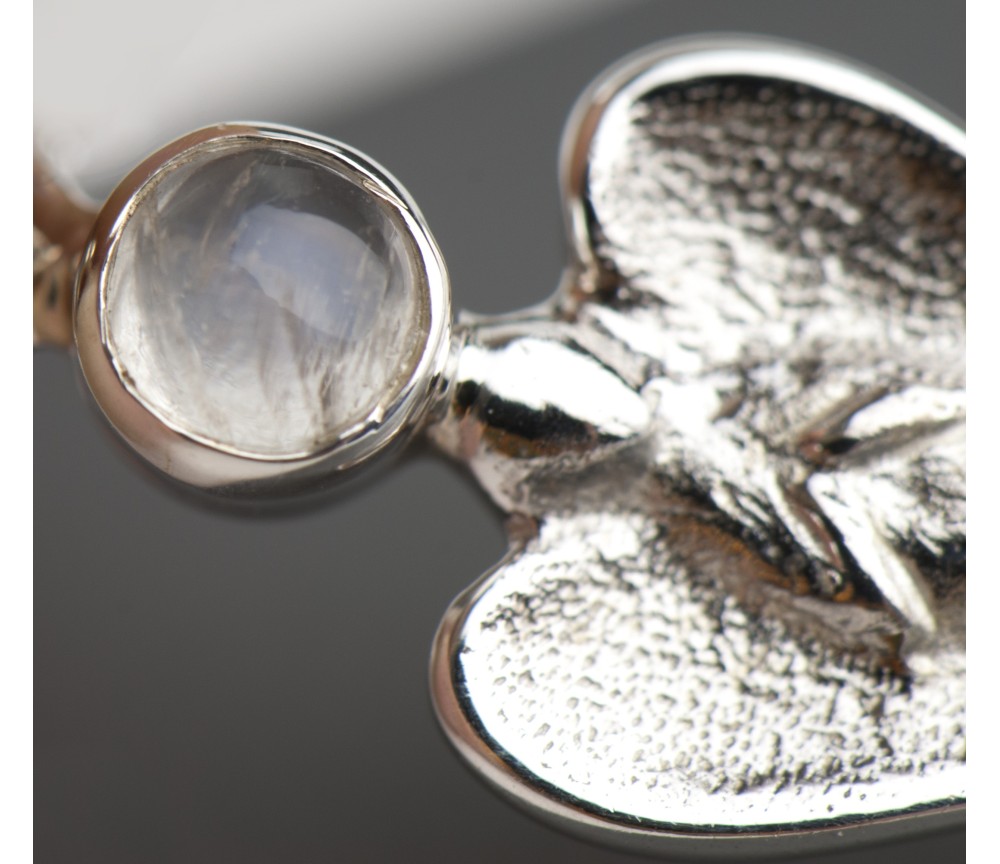 Anhänger - Engel mit Mondstein ca. 2,7cm