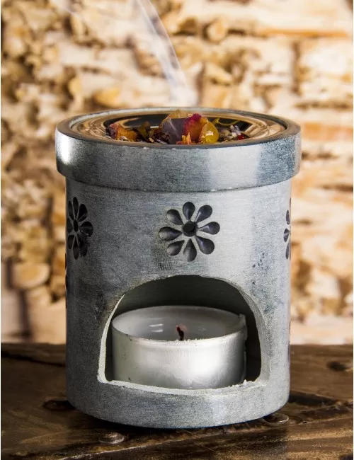 Räuchergefäß mit Sieb - "Zartes Blümlein" aus Speckstein