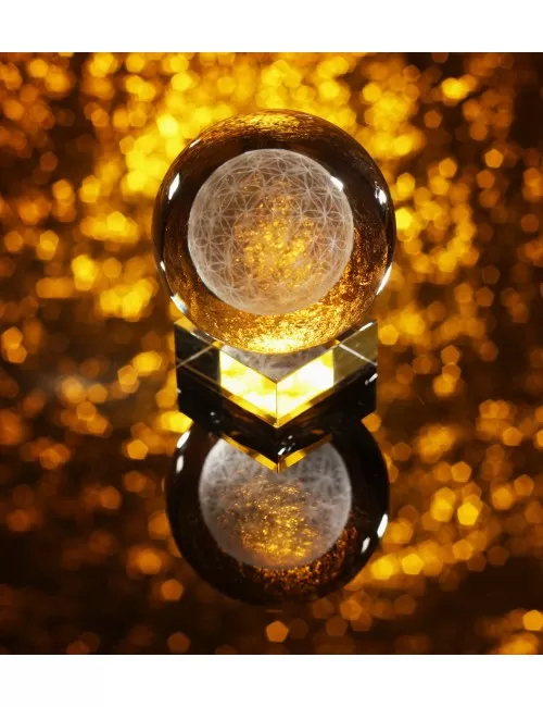 Sphärenkristall - Pyramide - Blume des Lebens -6 x 6 cm