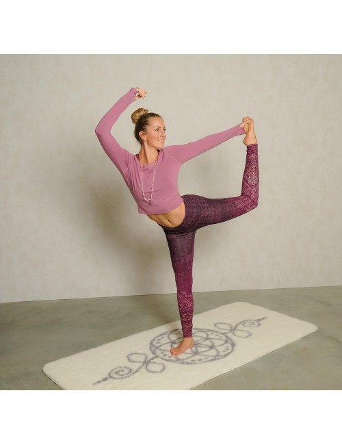 Spirit of OM - Longsleeve Crop Shirt Bambus - amethyst