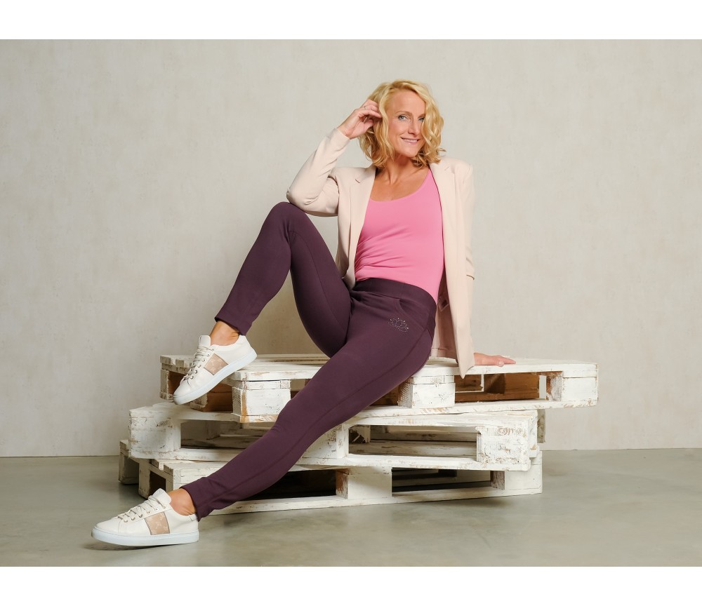 Spirit of OM - Jegging - aubergine