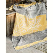 Spirit of OM - Kuscheldecke Lotus - gelb/grau