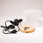 Lampe - Salzkristall - Tulpenform-Glasschale auf Holzsockel