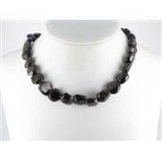 Heilstein & Edelstein-Strang - Nuggets, Granat, 12-15 x 10-12mm (39cm)