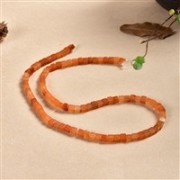 Heilstein & Edelstein-Strang - Würfel, Aventurin (orange-rot), 04mm