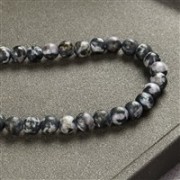 Heilstein & Edelstein-Strang - Kugeln, Gabbro (Mystic Merlinite), matt, 12mm (38cm)