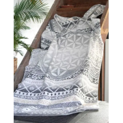 Spirit of OM - Kuscheldecke Blume des Lebens - grau