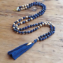 The Spirit of OM - Halskette - Mala - Sodalith, Sandelholz - blau