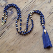 Spirit of OM - Kette - Mala Sodalith