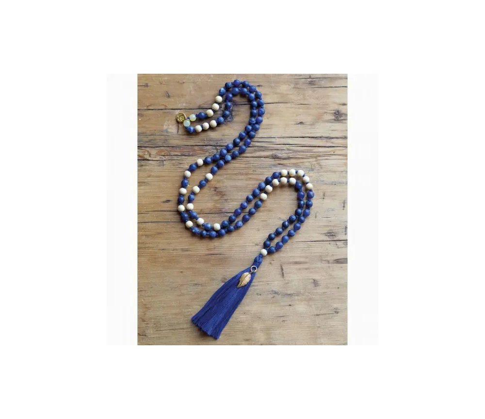 Spirit of OM - Kette - Mala Sodalith