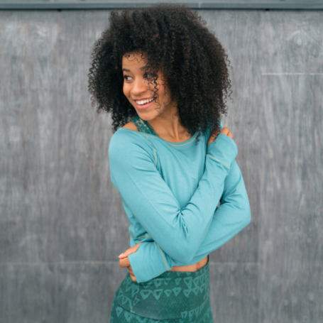 The Spirit of OM - Longsleeve - Crop Shirt Bambus - green