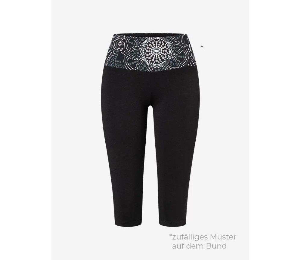 Spirit of OM - Yoga Leggings Capri Madhya Maui - schwarz-natur