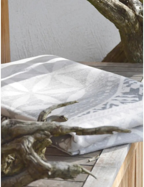 Spirit of OM - Kuscheldecke Blume des Lebens - grau