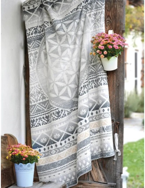 Spirit of OM - Kuscheldecke Blume des Lebens - grau
