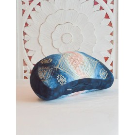 Spirit of OM - Meditationskissen Halbmond - indigo/peach