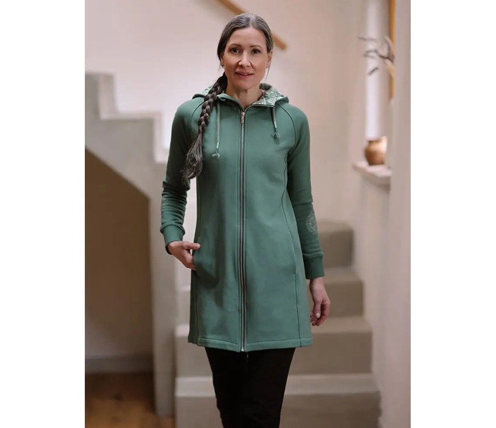 Spirit of OM - Longjacke Bala Karuna - waldgrün