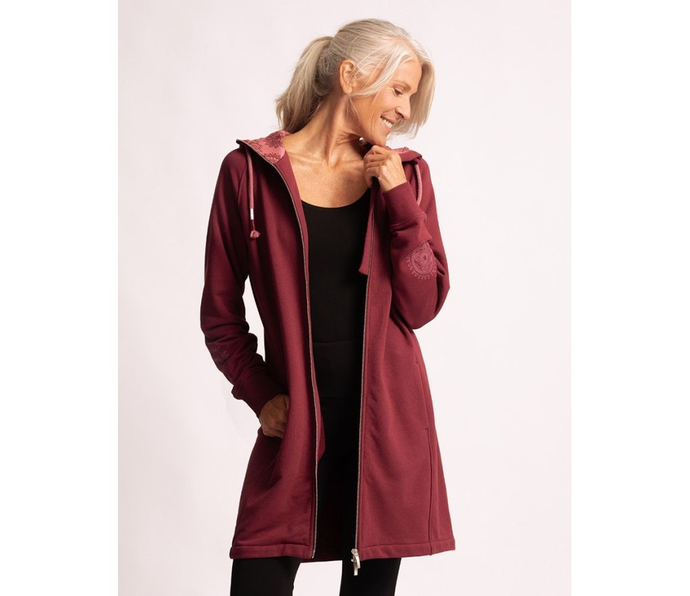 Spirit of OM - Longjacke Bala Karuna - tiefrot