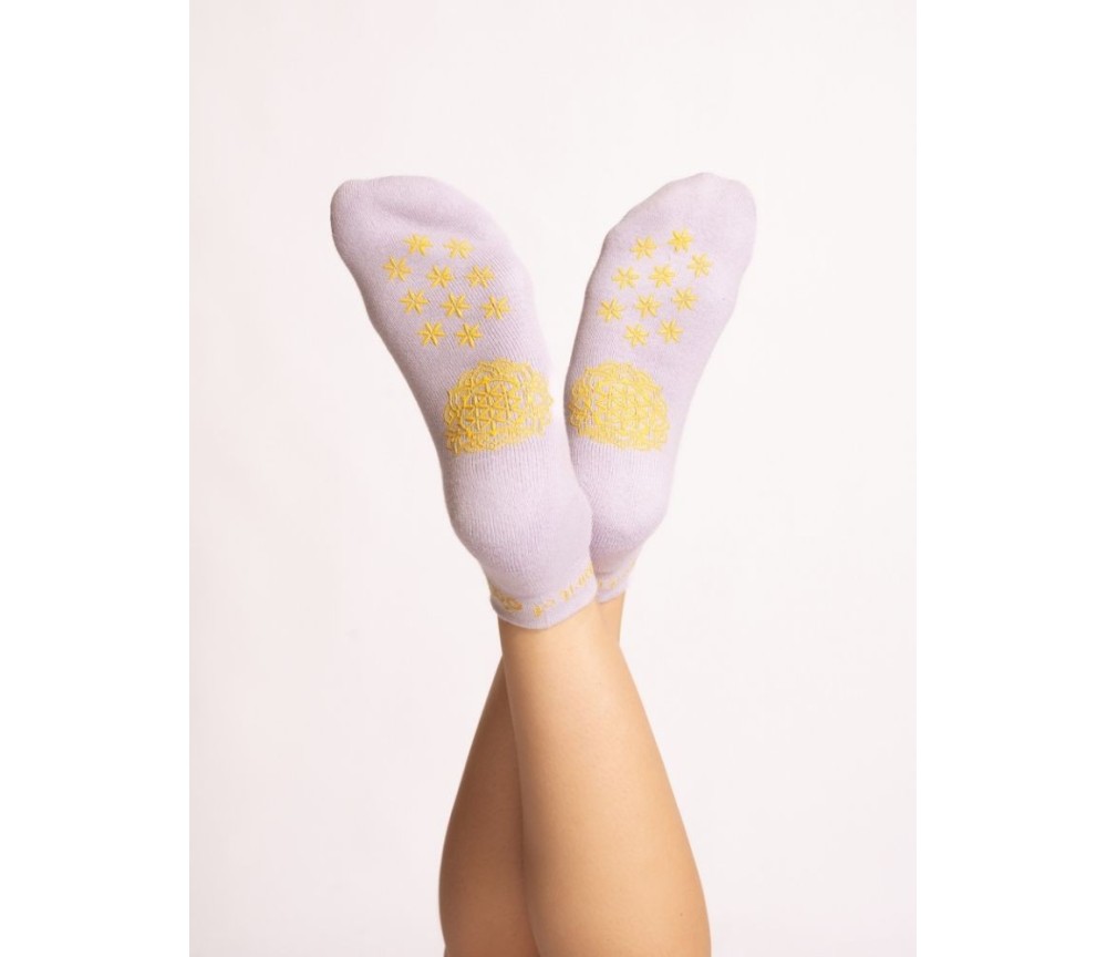copy of Spirit of OM - rutschfeste Yoga Socken Adhara - viola-weiß