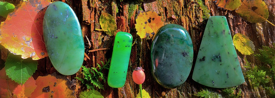 Stein des Monats: Nephrit