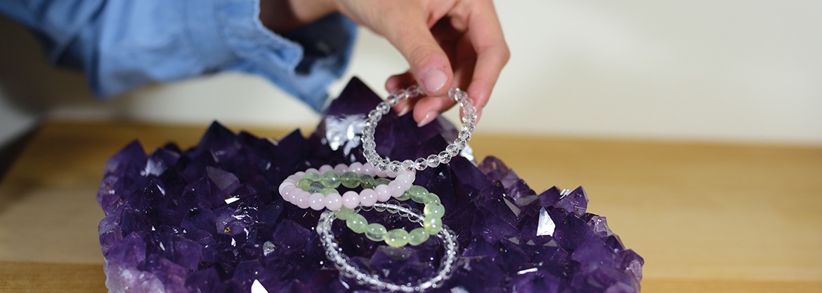 Der richtige Umgang mit Heilsteinen & Edelsteinen